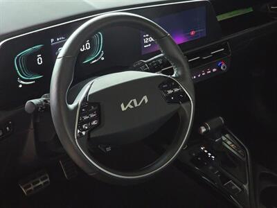 2023 Kia Niro SX Touring - Photo 10 - Lennox, CA 90304