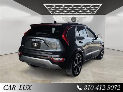 2023 Kia Niro SX Touring - Photo 5 - Lennox, CA 90304
