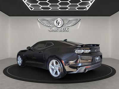 2019 Chevrolet Camaro SS   - Photo 5 - Lennox, CA 90304