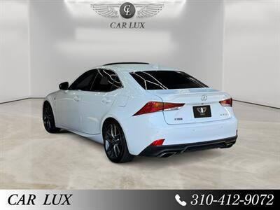 2018 Lexus IS 300  F SPORT - Photo 3 - Lennox, CA 90304
