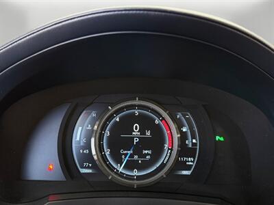 2018 Lexus IS 300  F SPORT - Photo 16 - Lennox, CA 90304