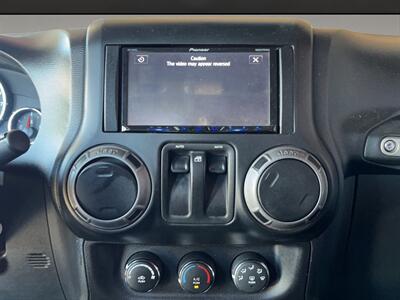 2013 Jeep Wrangler Sport   - Photo 15 - Lennox, CA 90304