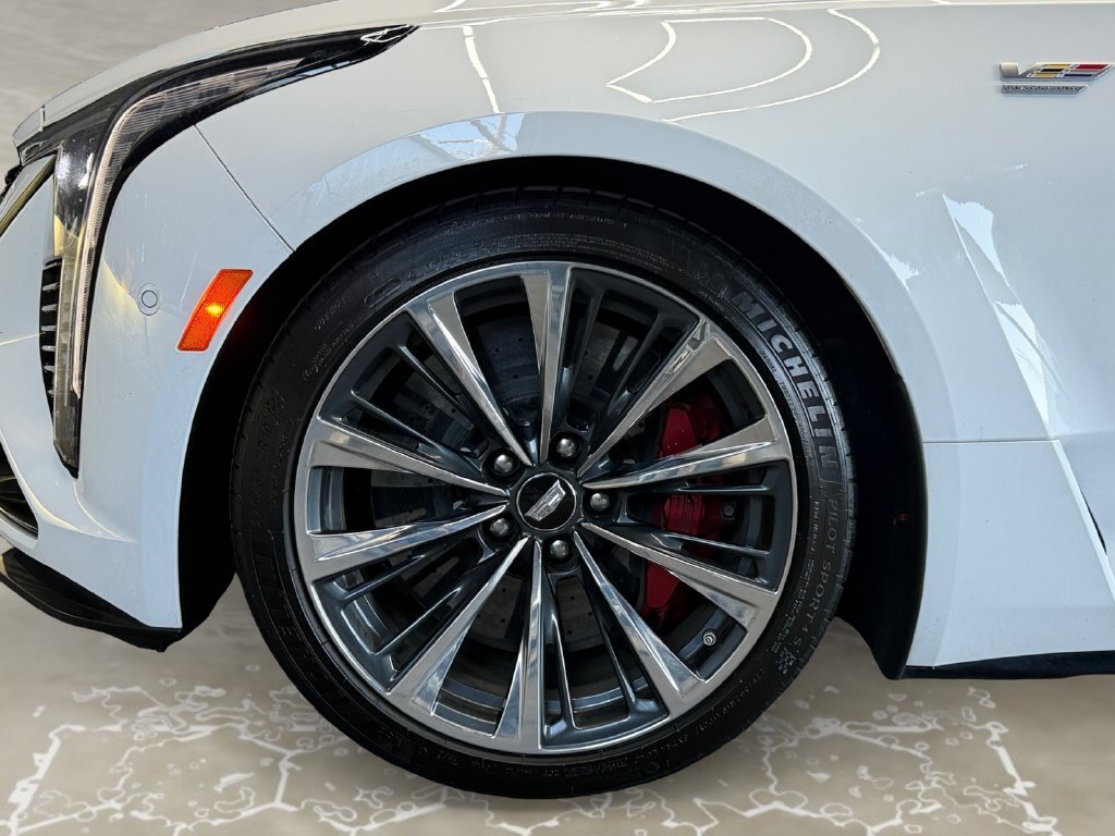 2025 Cadillac CT5-V V-Series - Photo 14 - Lennox, CA 90304