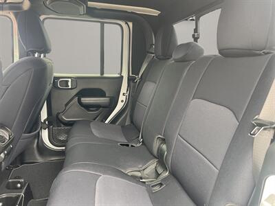 2021 Jeep Gladiator Sport ANNIVERSAR  ANNIVERSAR - Photo 11 - Lennox, CA 90304