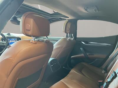 2018 Maserati Ghibli   - Photo 12 - Lennox, CA 90304