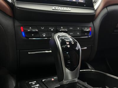 2018 Maserati Ghibli   - Photo 23 - Lennox, CA 90304