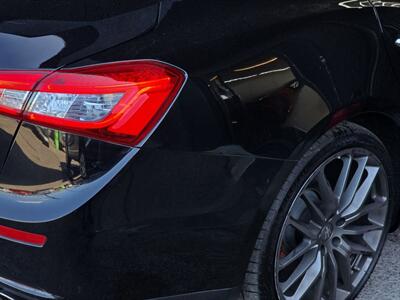 2017 Maserati Ghibli   - Photo 22 - Lennox, CA 90304