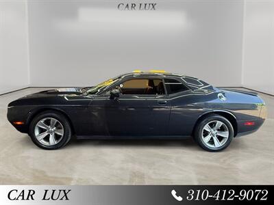 2019 Dodge Challenger SXT - Photo 2 - Lennox, CA 90304