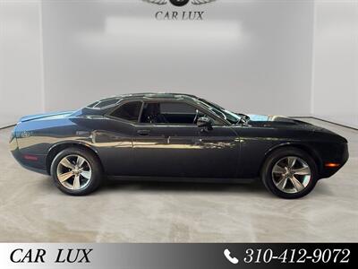2019 Dodge Challenger SXT - Photo 6 - Lennox, CA 90304