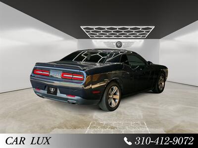 2019 Dodge Challenger SXT - Photo 5 - Lennox, CA 90304