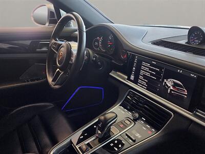 2018 Porsche Panamera 4   - Photo 16 - Lennox, CA 90304