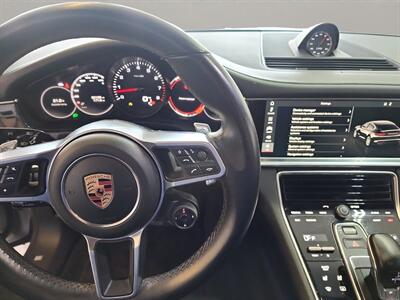 2018 Porsche Panamera 4   - Photo 15 - Lennox, CA 90304