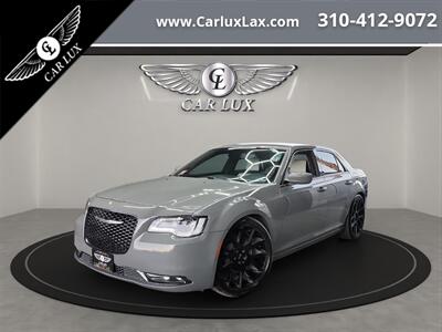 2017 Chrysler 300 Series S   - Photo 3 - Lennox, CA 90304