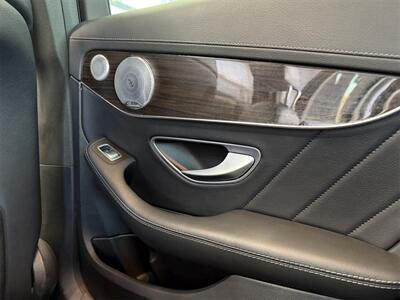 2015 Mercedes-Benz C 300 - Photo 18 - Lennox, CA 90304