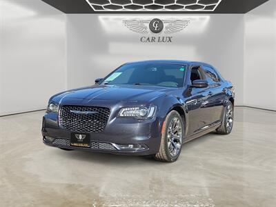 2018 Chrysler 300 Series S   - Photo 3 - Lennox, CA 90304