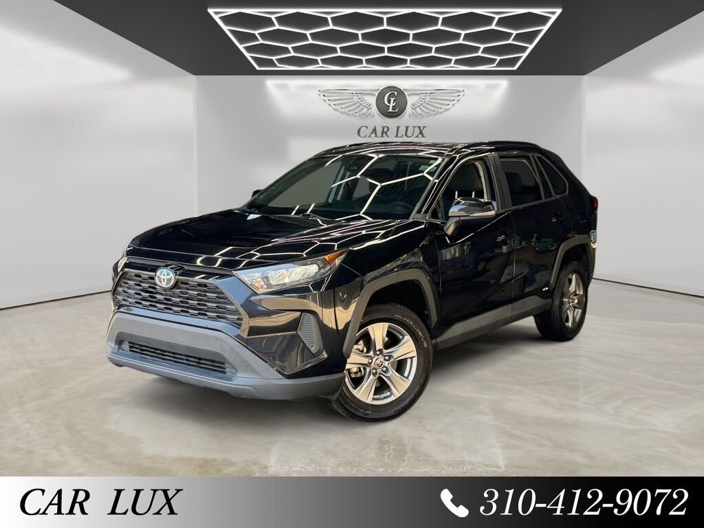 2022 Toyota RAV4 Hybrid LE   - Photo 1 - Lennox, CA 90304