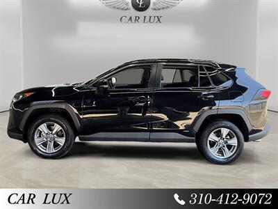 2022 Toyota RAV4 Hybrid LE - Photo 2 - Lennox, CA 90304