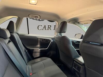 2022 Toyota RAV4 Hybrid LE - Photo 20 - Lennox, CA 90304