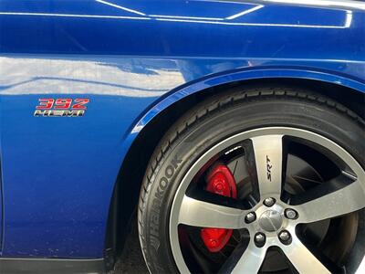 2012 Dodge Challenger SRT8 392   - Photo 20 - Lennox, CA 90304