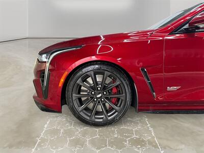 2024 Cadillac CT4-V V-Series - Photo 14 - Lennox, CA 90304