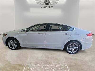 2018 Ford Fusion Hybrid SE - Photo 2 - Lennox, CA 90304