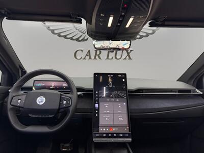 2023 Fisker Ocean Extreme   - Photo 11 - Lennox, CA 90304