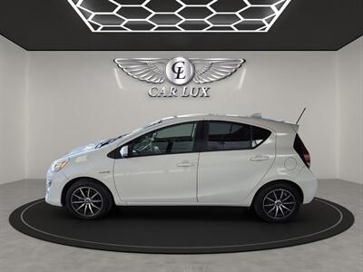 2015 Toyota Prius c Three   - Photo 4 - Lennox, CA 90304