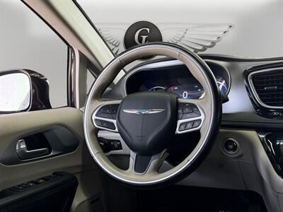 2018 Chrysler Pacifica Hybrid Limited - Photo 12 - Lennox, CA 90304