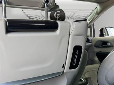 2018 Chrysler Pacifica Hybrid Limited - Photo 23 - Lennox, CA 90304
