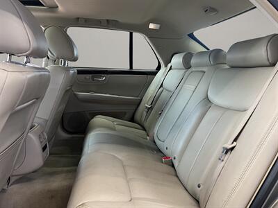 2011 Cadillac DTS Luxury   - Photo 12 - Lennox, CA 90304