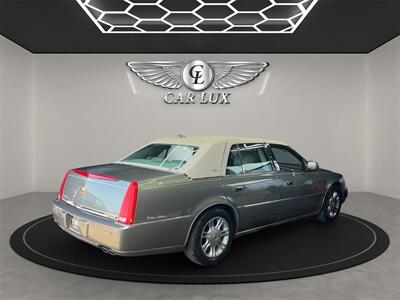 2011 Cadillac DTS Luxury - Photo 4 - Lennox, CA 90304