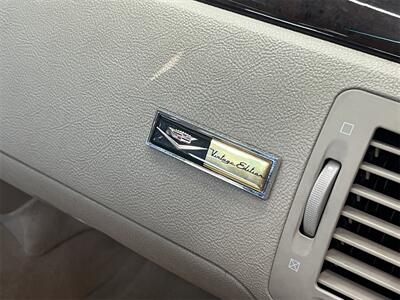 2011 Cadillac DTS Luxury - Photo 10 - Lennox, CA 90304