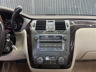 2011 Cadillac DTS Luxury - Photo 9 - Lennox, CA 90304