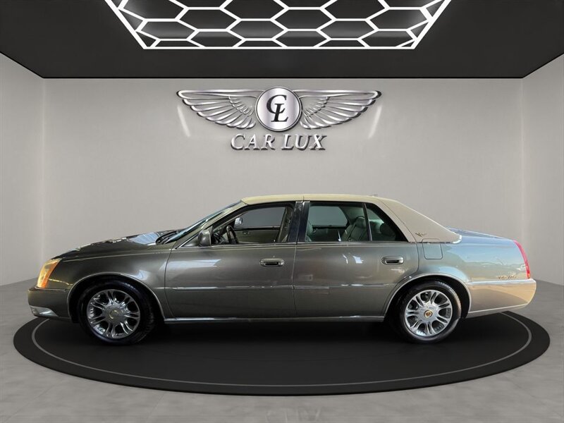 2011 Cadillac DTS Luxury FWD