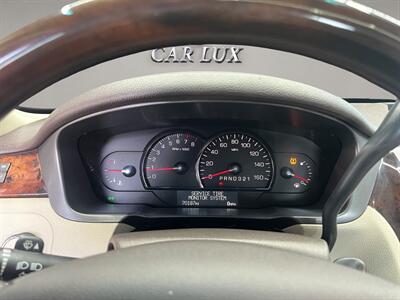 2011 Cadillac DTS Luxury   - Photo 11 - Lennox, CA 90304