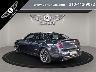 2017 Chrysler 300 Series S   - Photo 5 - Lennox, CA 90304