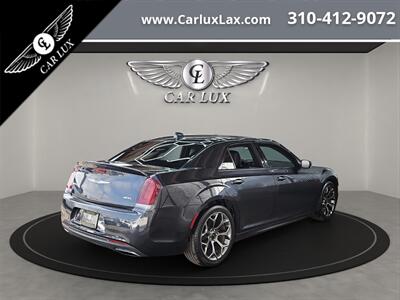 2017 Chrysler 300 Series S   - Photo 7 - Lennox, CA 90304