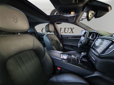 2019 Maserati Ghibli   - Photo 15 - Lennox, CA 90304