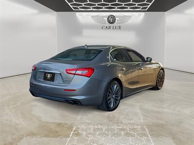 2019 Maserati Ghibli   - Photo 5 - Lennox, CA 90304
