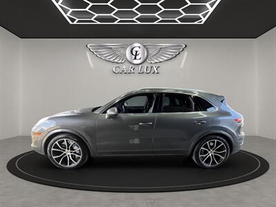 2019 Porsche Cayenne Turbo   - Photo 4 - Lennox, CA 90304