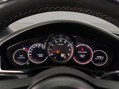 2019 Porsche Cayenne Turbo   - Photo 20 - Lennox, CA 90304