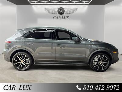 2019 Porsche Cayenne Turbo   - Photo 6 - Lennox, CA 90304