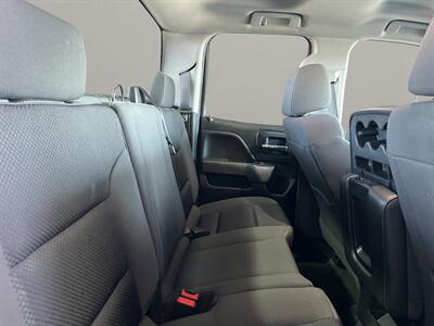 2017 Chevrolet Silverado 1500 LT LT1   - Photo 16 - Lennox, CA 90304