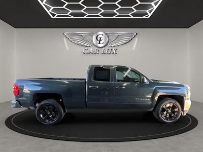 2017 Chevrolet Silverado 1500 LT LT1   - Photo 7 - Lennox, CA 90304
