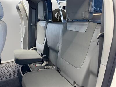 2014 Toyota Tacoma   - Photo 13 - Lennox, CA 90304