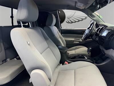 2014 Toyota Tacoma   - Photo 14 - Lennox, CA 90304