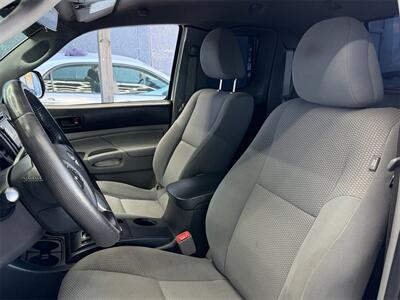 2014 Toyota Tacoma   - Photo 15 - Lennox, CA 90304