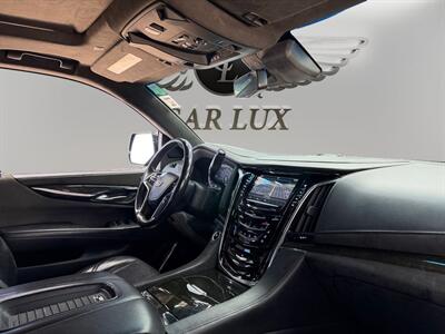 2018 Cadillac Escalade Platinum Edition   - Photo 16 - Lennox, CA 90304