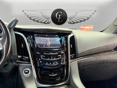 2018 Cadillac Escalade Platinum Edition   - Photo 10 - Lennox, CA 90304