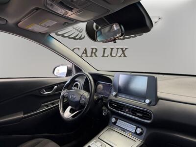 2022 Hyundai KONA Electric SEL   - Photo 17 - Lennox, CA 90304